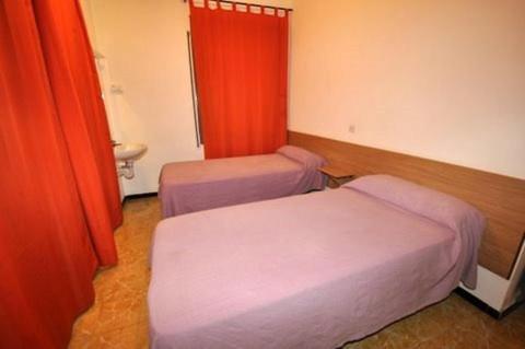 Hostal Can Blanco Sarria de Ter Room photo